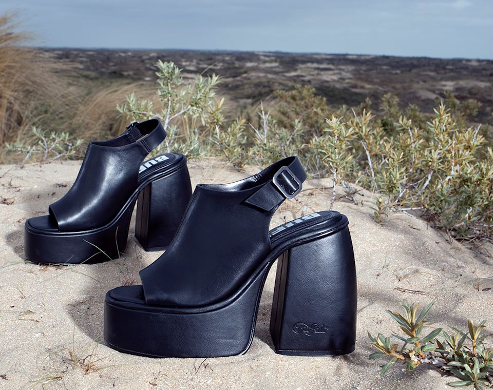 2足セット　crow　バッファローロンドン My Crazy Buffalo London Platform Shoe Collection 2024 (60+