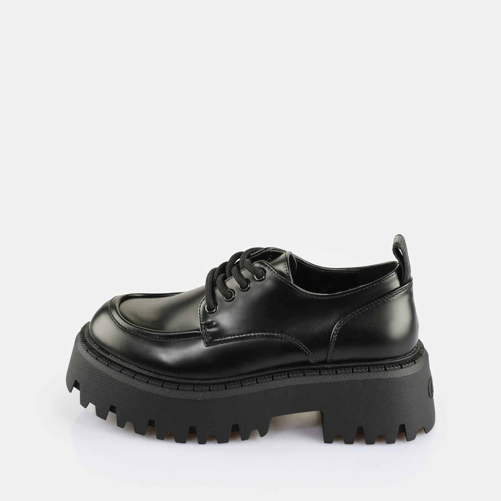 Aspen Lace Up Low