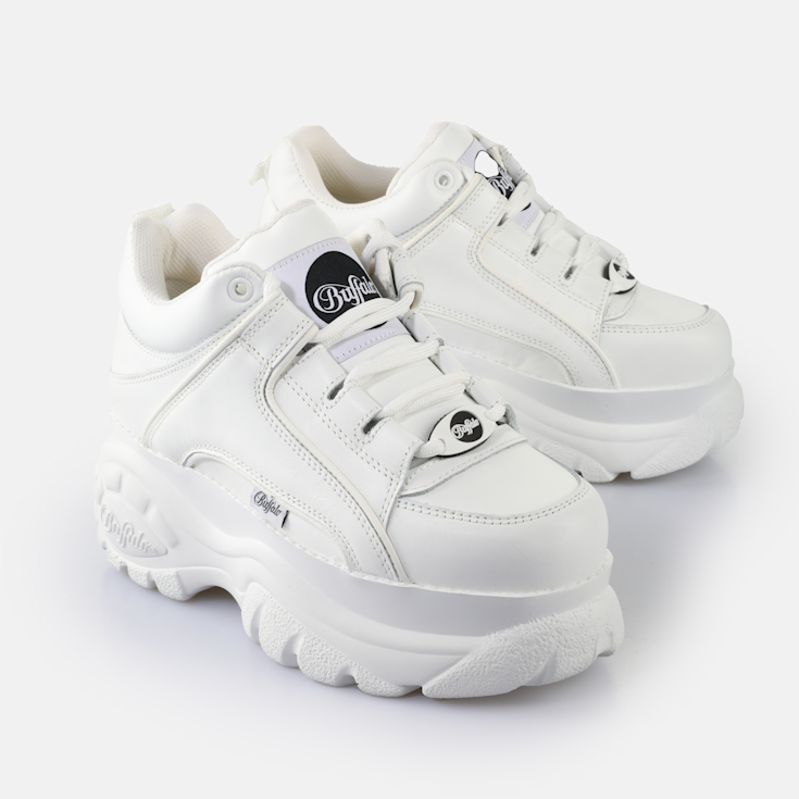 Buffalo LONDON* ロゴ スニーカー ローカット ホワイト Buy Buffalo Classic Low Leather in white in the BUFFALO® Shop