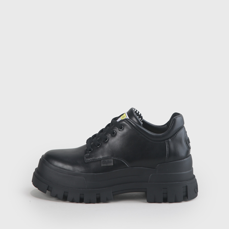 Buy Buffalo Aspha CLS in black in the BUFFALO® Shop