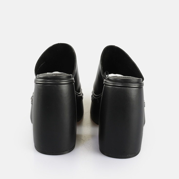 Buy Buffalo Heart Mule in black in the BUFFALO® Shop