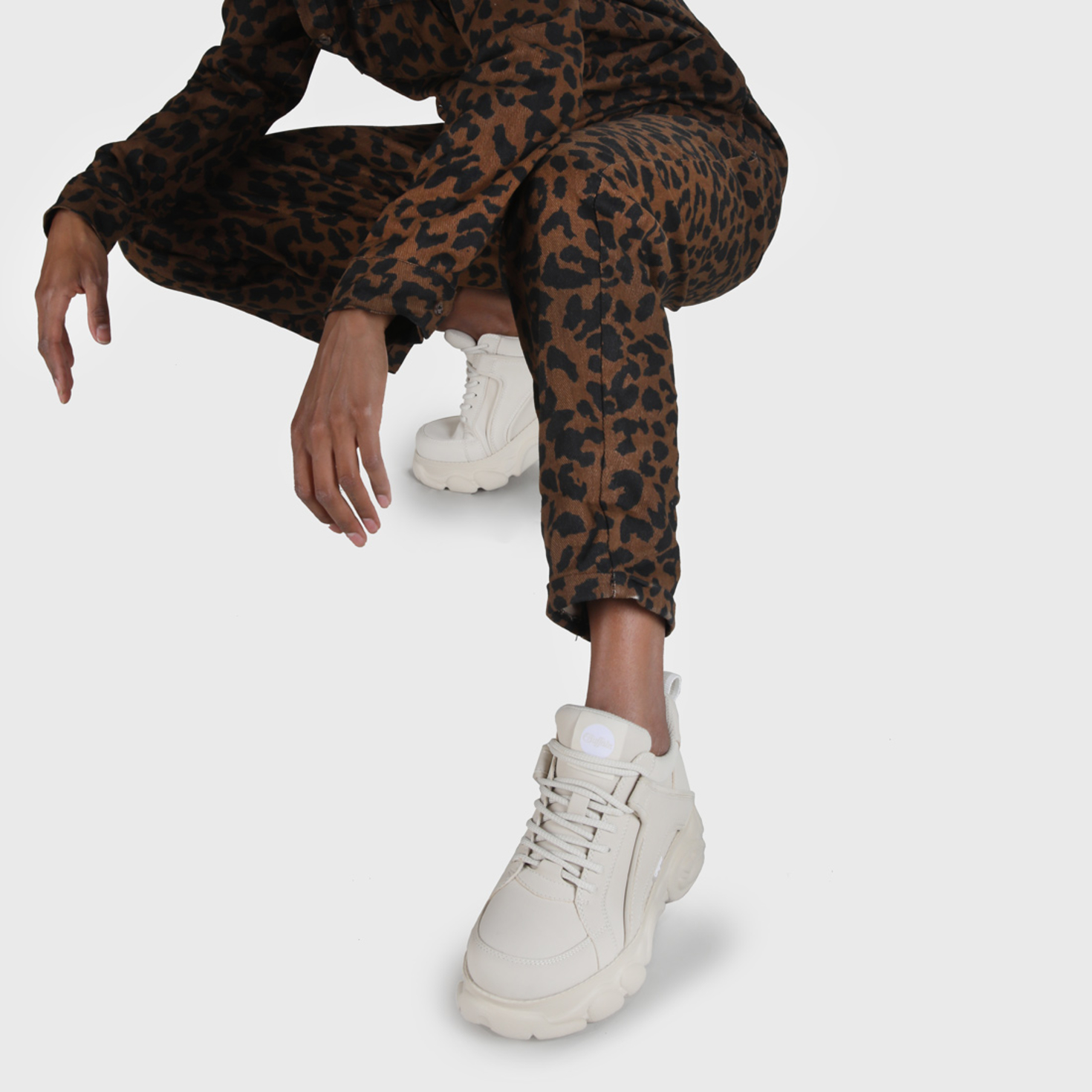 Buy Buffalo CLD Corin in beige in the BUFFALO® Shop