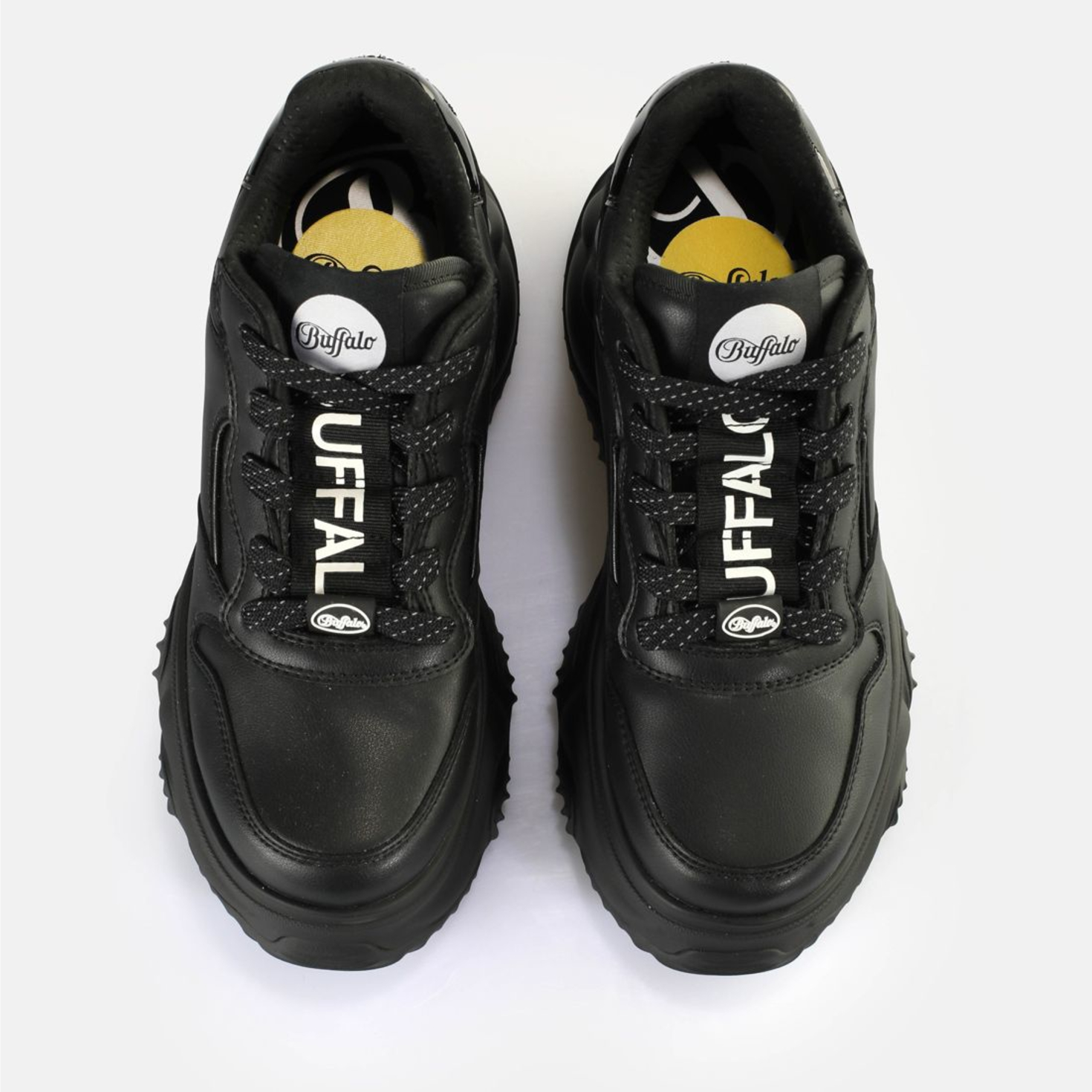 Buy Buffalo Blader One in nero in the BUFFALO® Shop