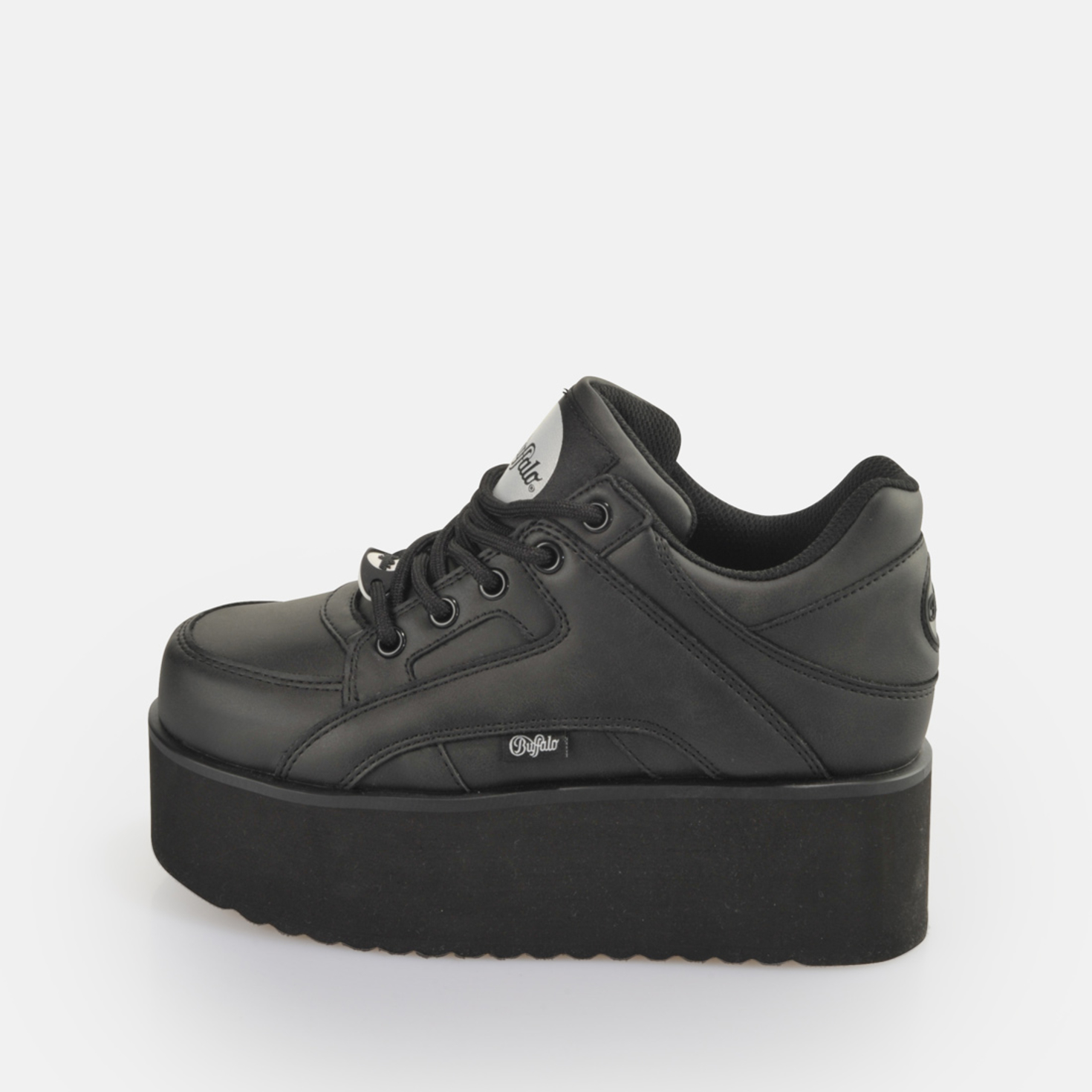 Buy Buffalo Tower Low in noir in the BUFFALO® Shop