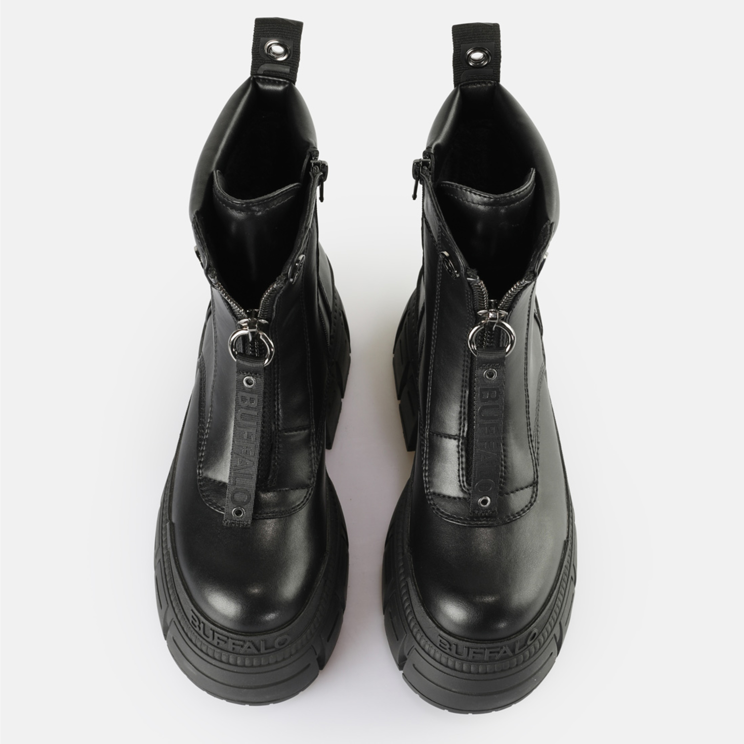 Buy Buffalo Gospher Zip Boot in black in the BUFFALO® Shop