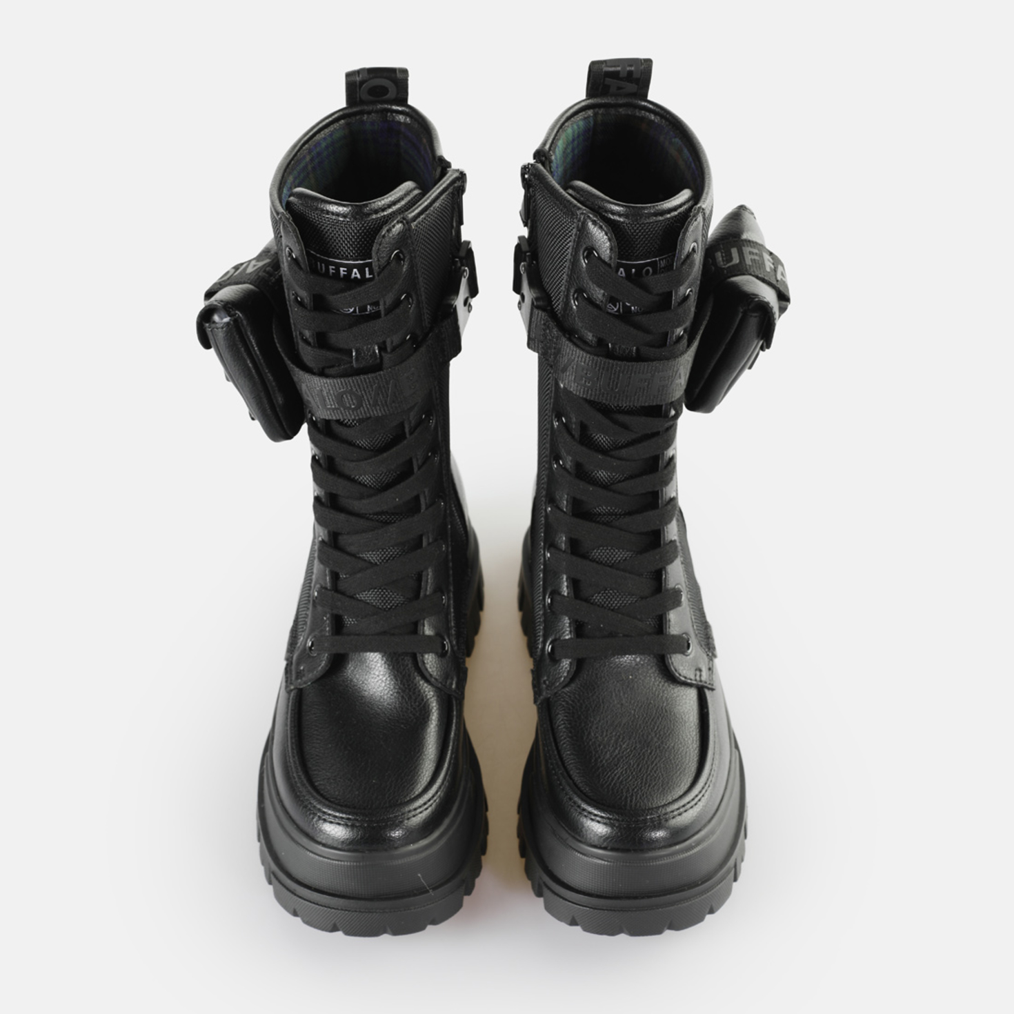 Buy Buffalo Aspha Com Hi in schwarz in the BUFFALO® Shop