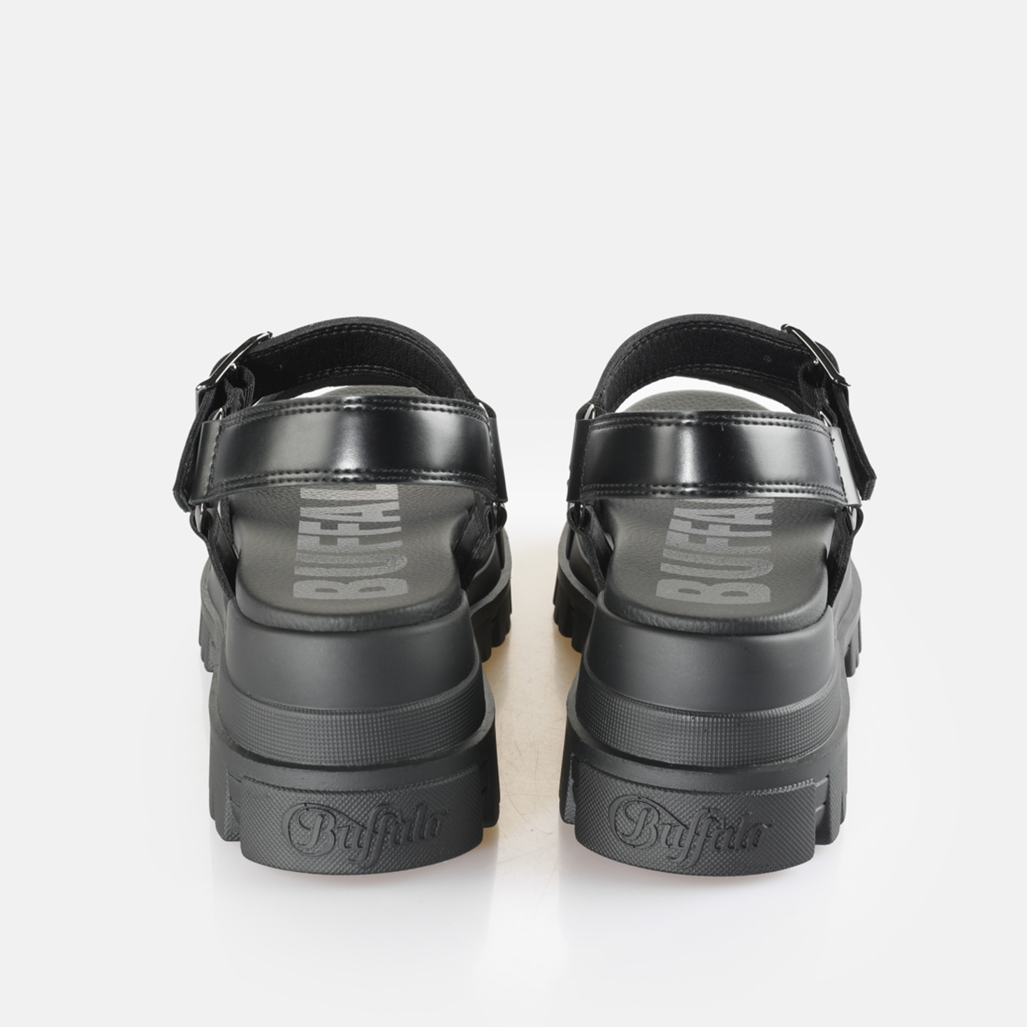 Buy Buffalo Aspha Ts Sandal in black in the BUFFALO® Shop