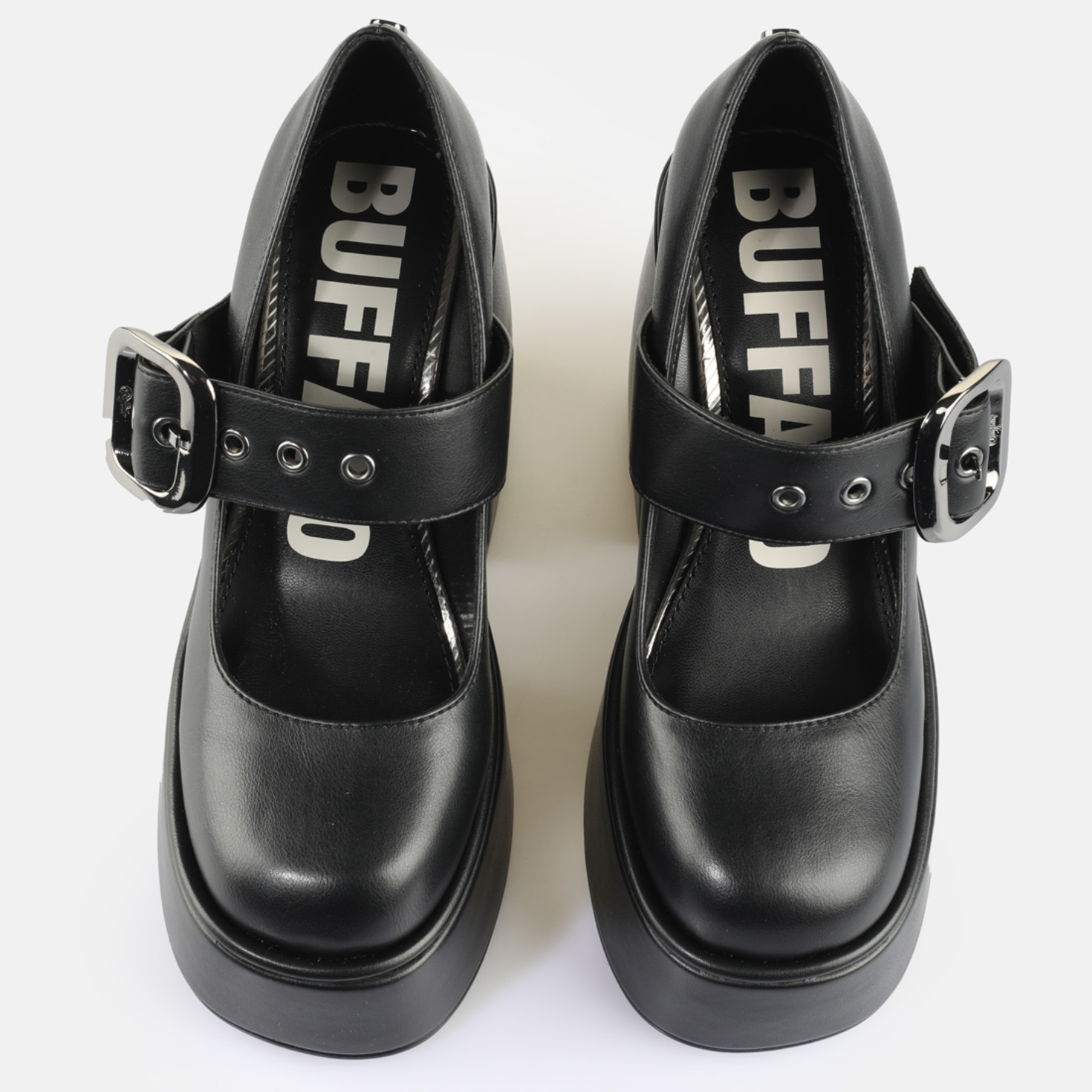 Buy Buffalo Heart Pump Buckle in schwarz in the BUFFALO® Shop