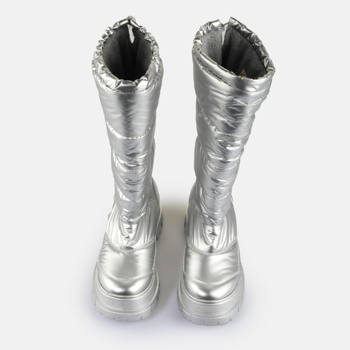 Buy Buffalo Aspha Snow Puffer in silver in the BUFFALO® Shop