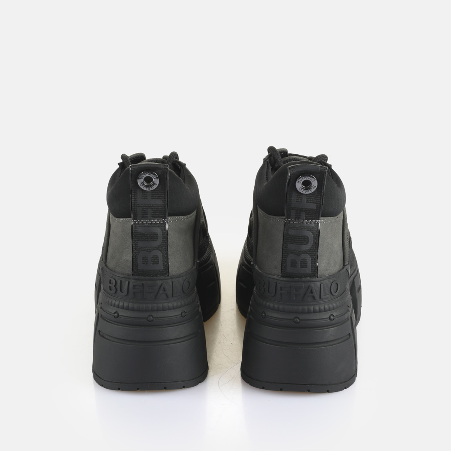 Buy Buffalo Gospher Hike Lo in grey in the BUFFALO® Shop