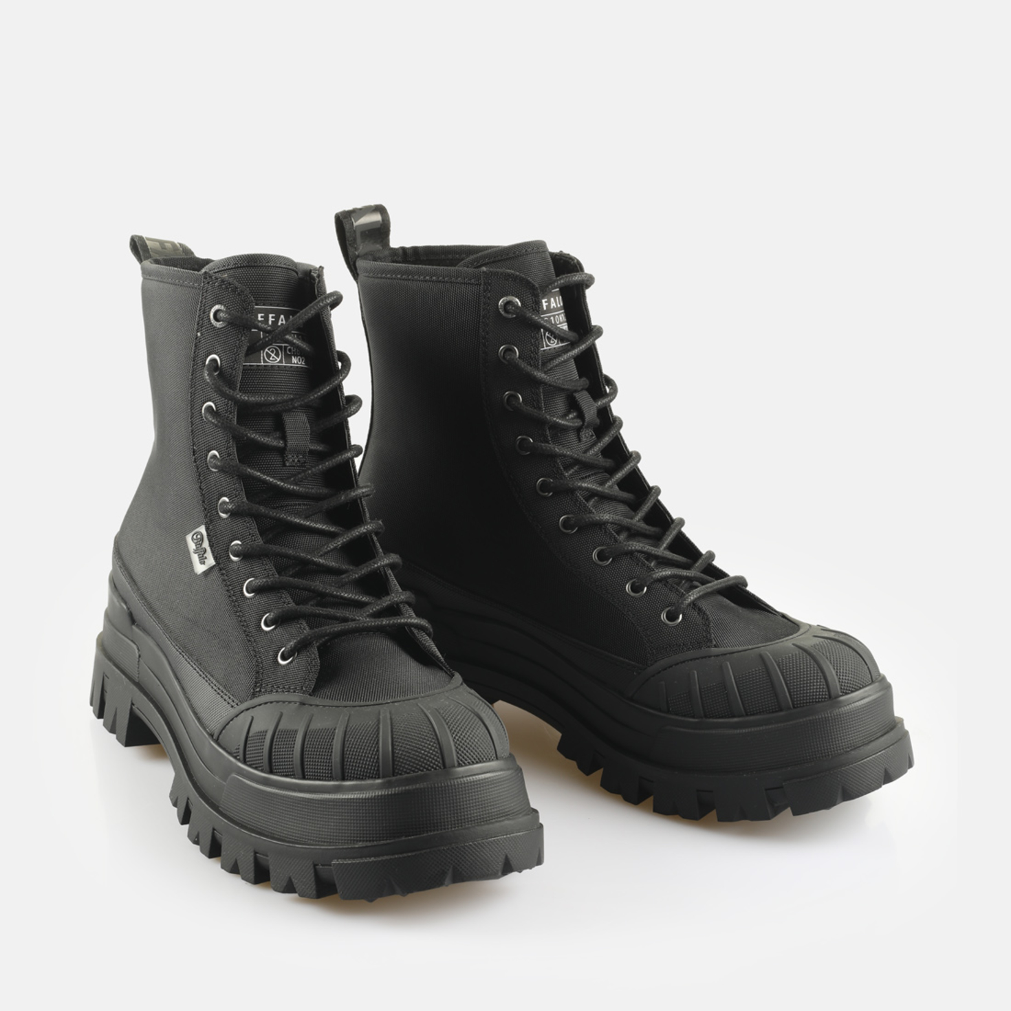 Buy Buffalo Aspha Fox HI BS in black in the BUFFALO® Shop