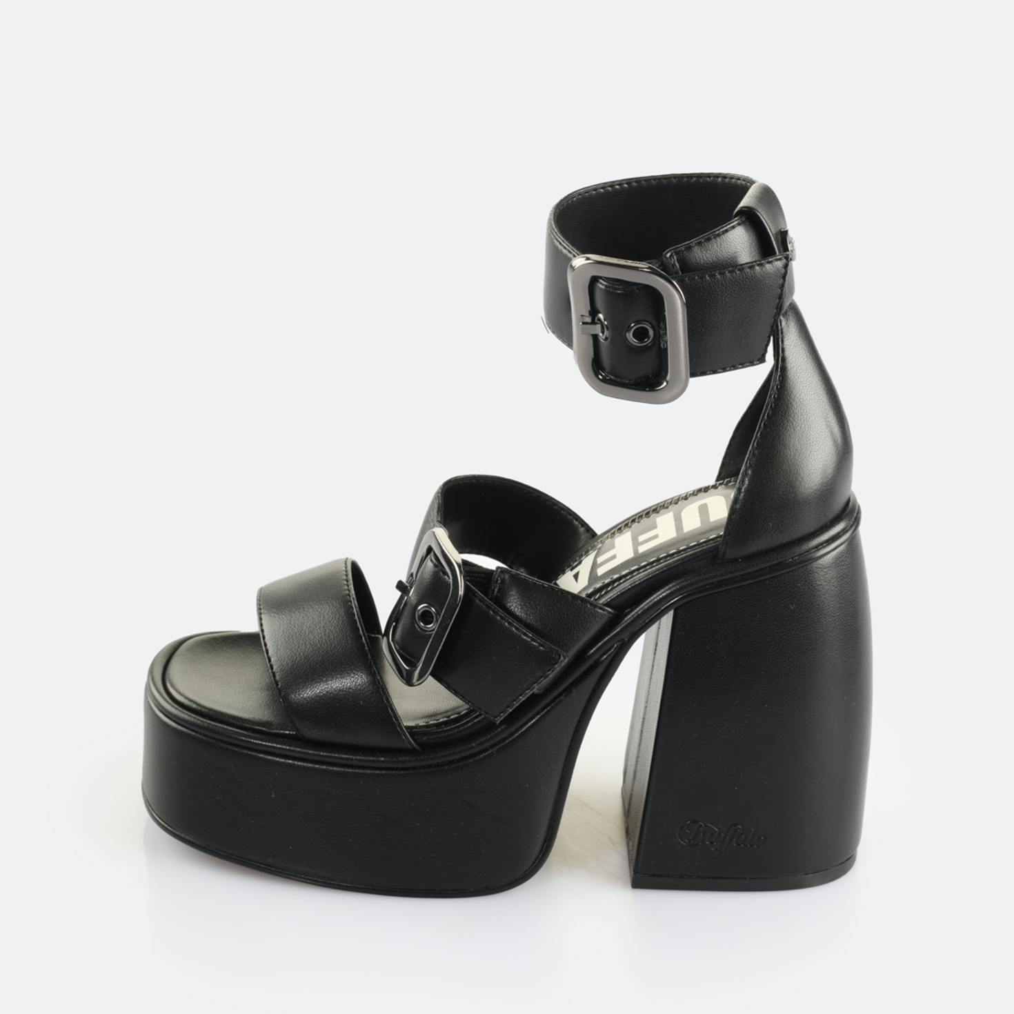 Buy Buffalo Heart Sandal in black in the BUFFALO® Shop