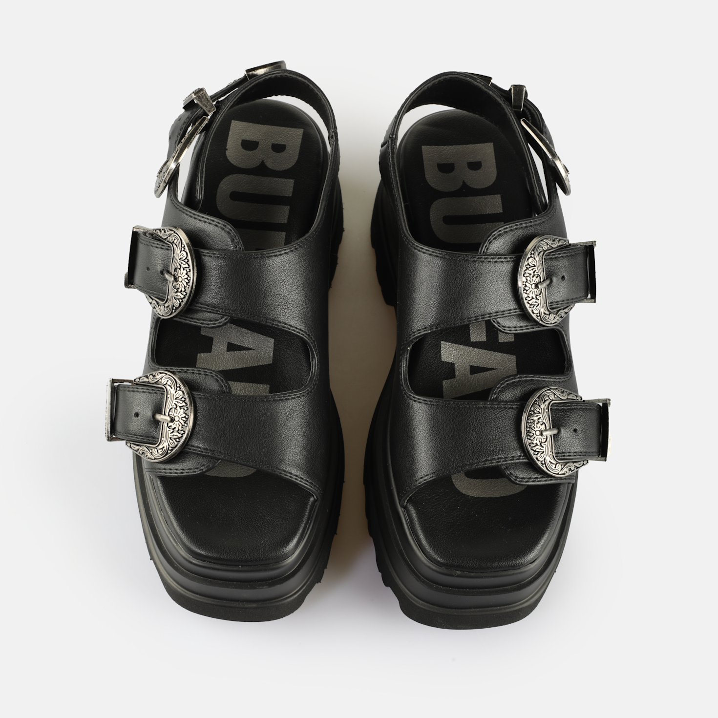 Buy Buffalo Jupiter Ari West in negro in the BUFFALO® Shop