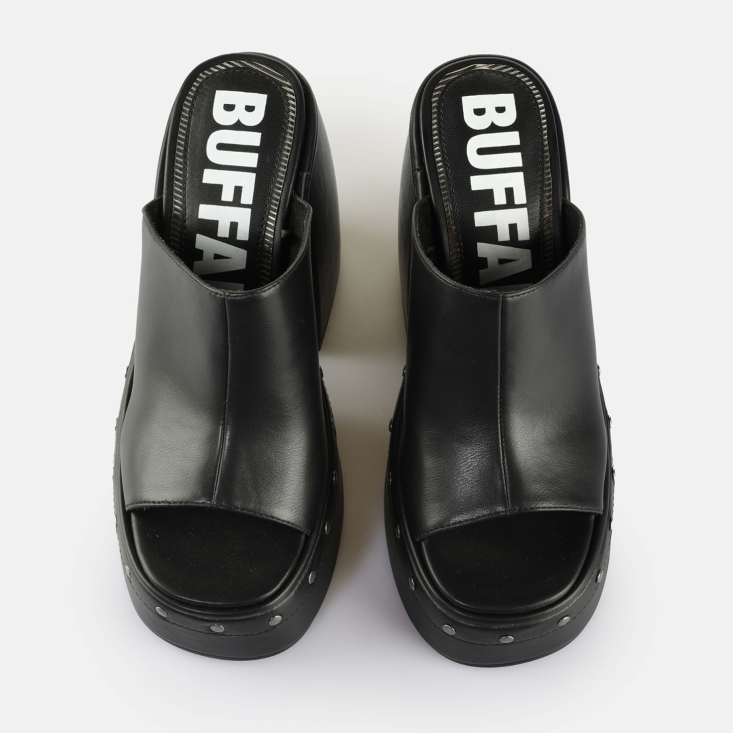 Buffalo London◆Heart Mule 2サンダル Buy Buffalo Heart Mule in black in the BUFFALO® Shop