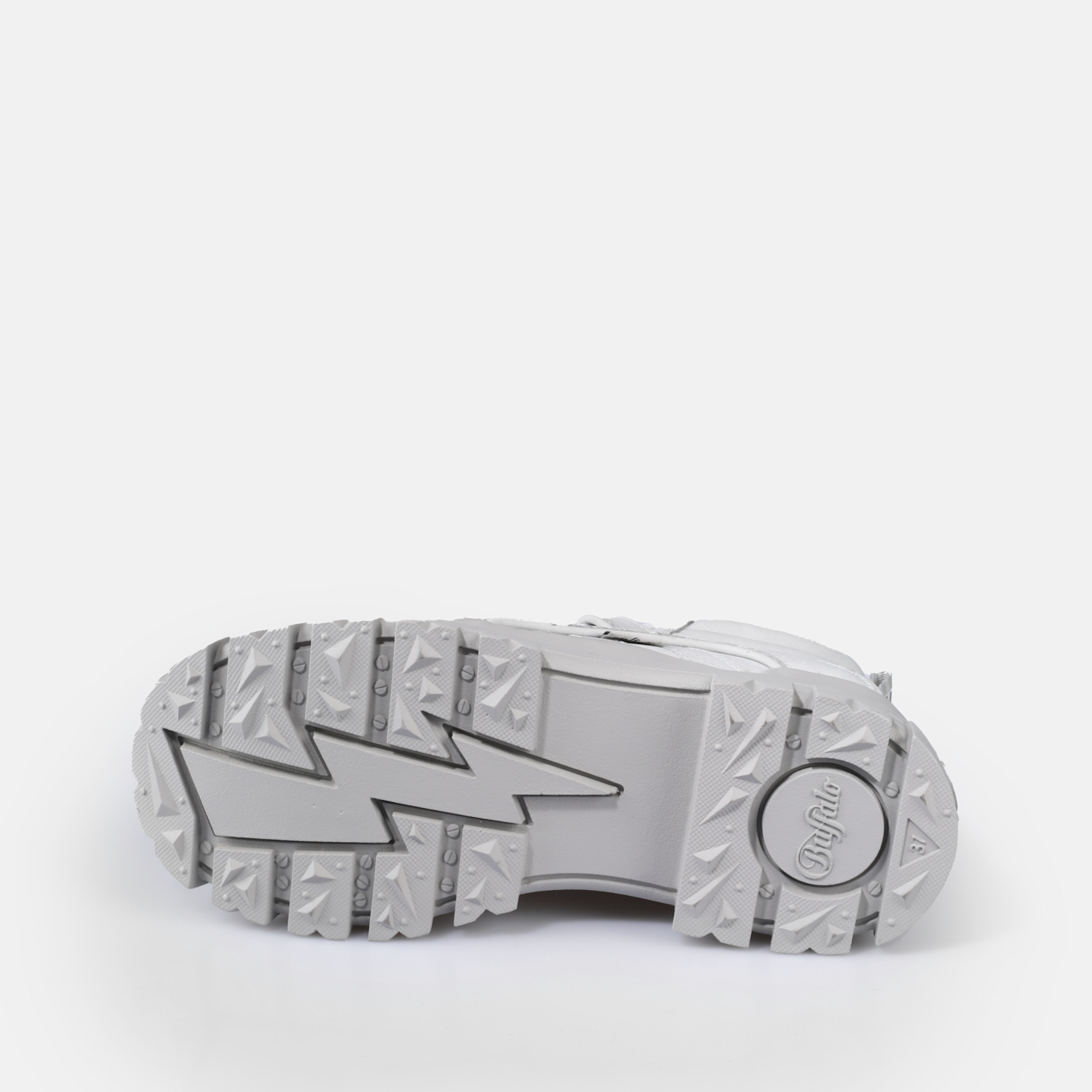 Buy Buffalo Aspha NC MID in gris in the BUFFALO® Shop