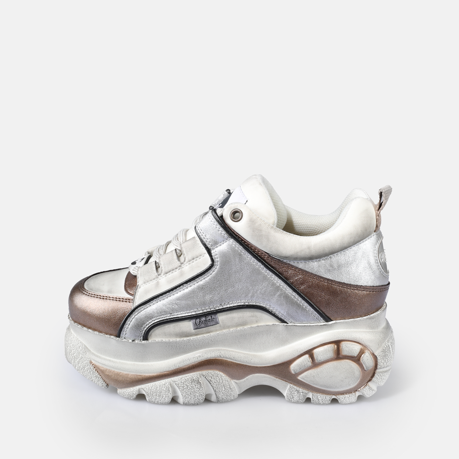 Buy Buffalo Classic in silber in the BUFFALO® Shop