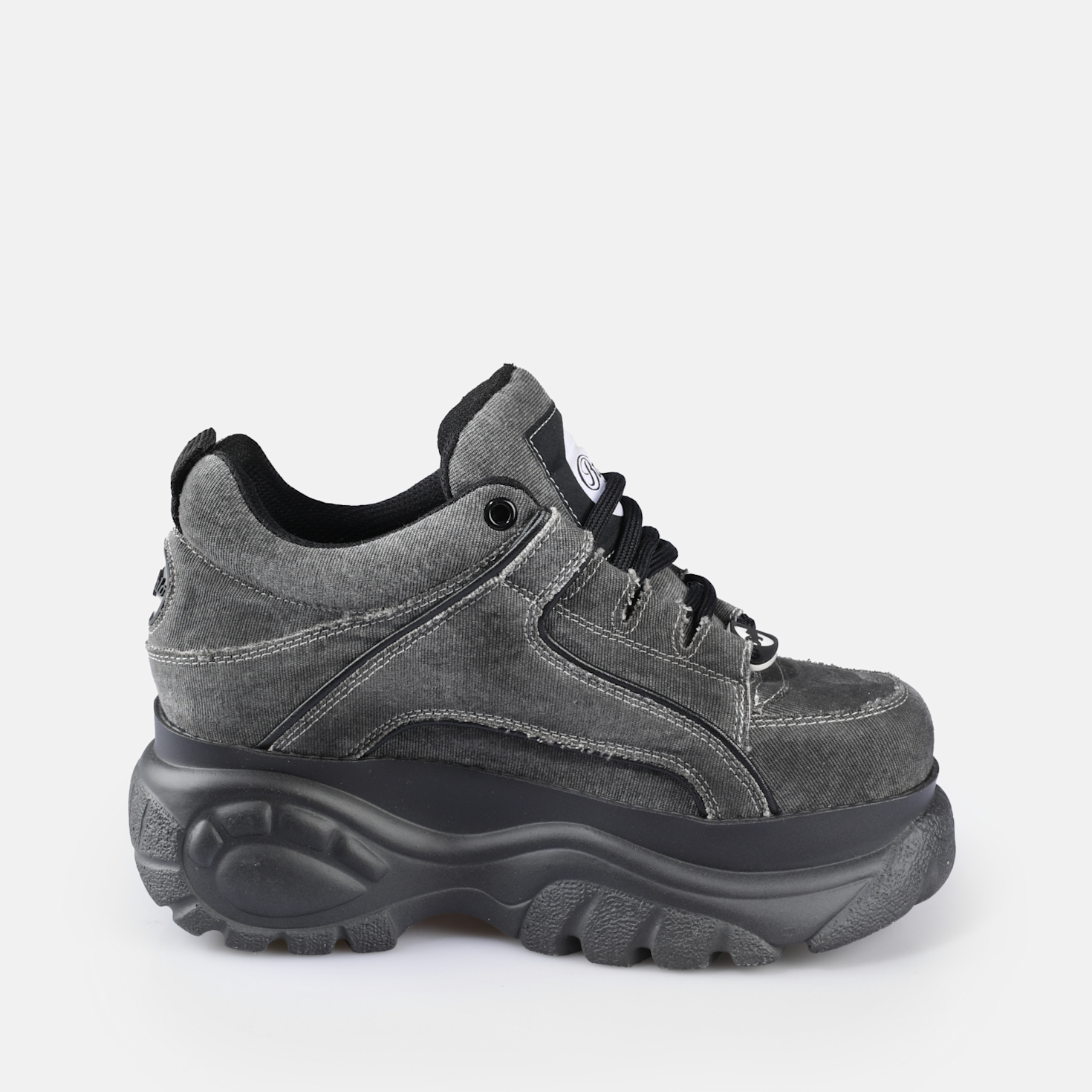 Buy Buffalo Classic Low in grey in the BUFFALO® Shop