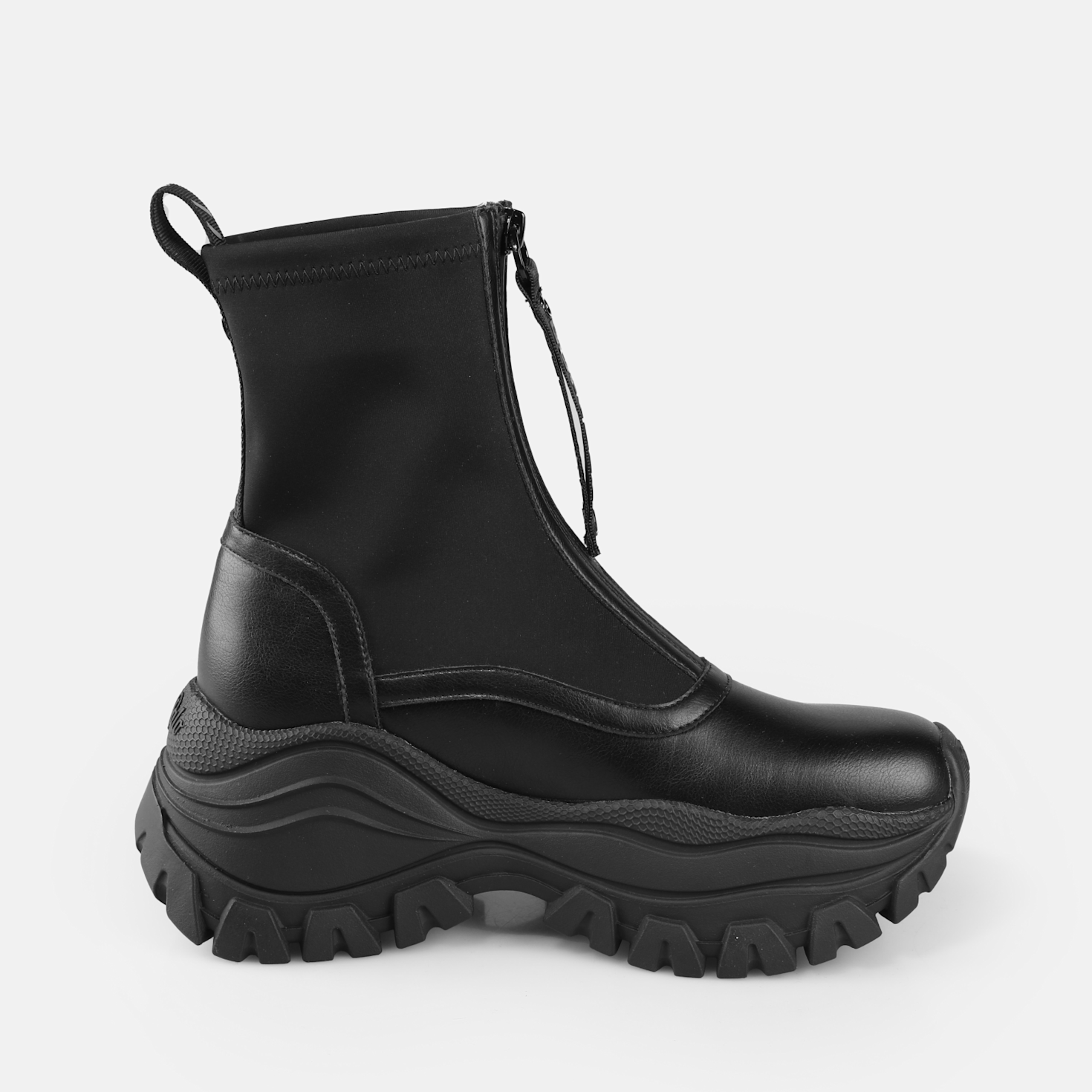 Buy Buffalo Lola Front Zip in black in the BUFFALO® Shop