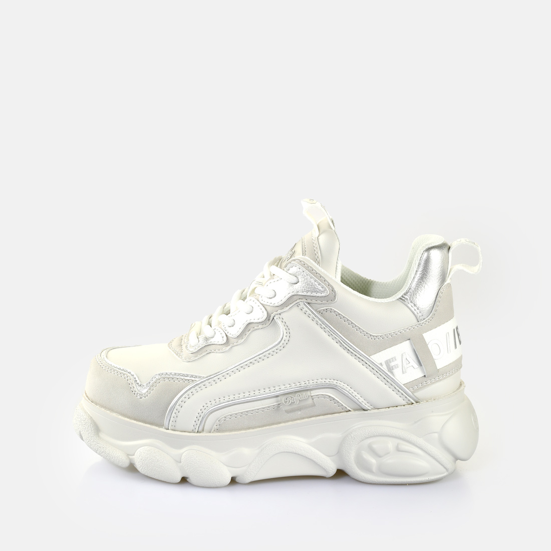 Buy Buffalo Cld Chai in grey in the BUFFALO® Shop