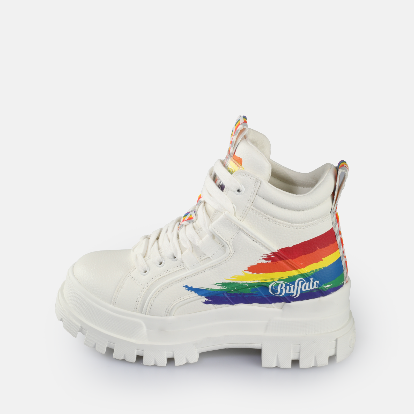 BUFFALO Style your fits in multiple Buffalo Sneakers. 🔥 Buffalo