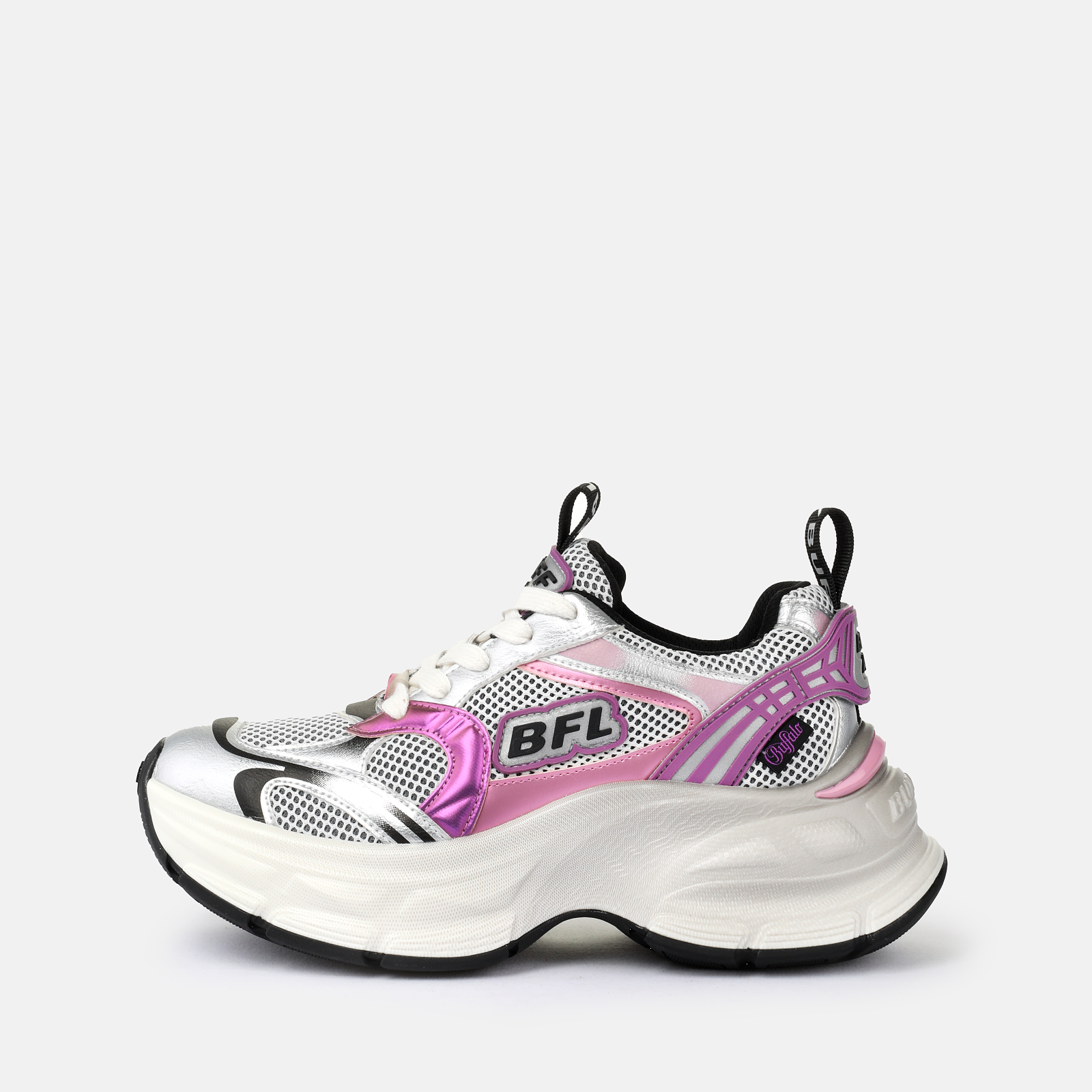 Buy Buffalo Ridr One in silver in the BUFFALO® Shop