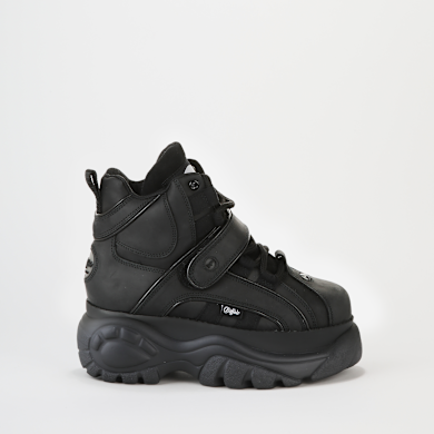Buy Buffalo Classic High Leather in black in the BUFFALO® Shop