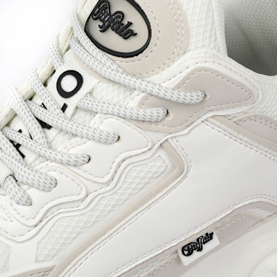 Buy Buffalo CLD Chai in white in the BUFFALO® Shop