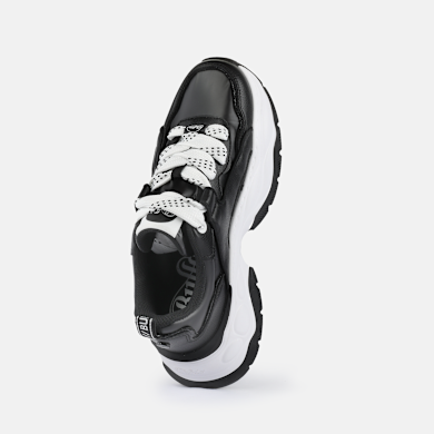 Buy Buffalo Jump One in black in the BUFFALO® Shop
