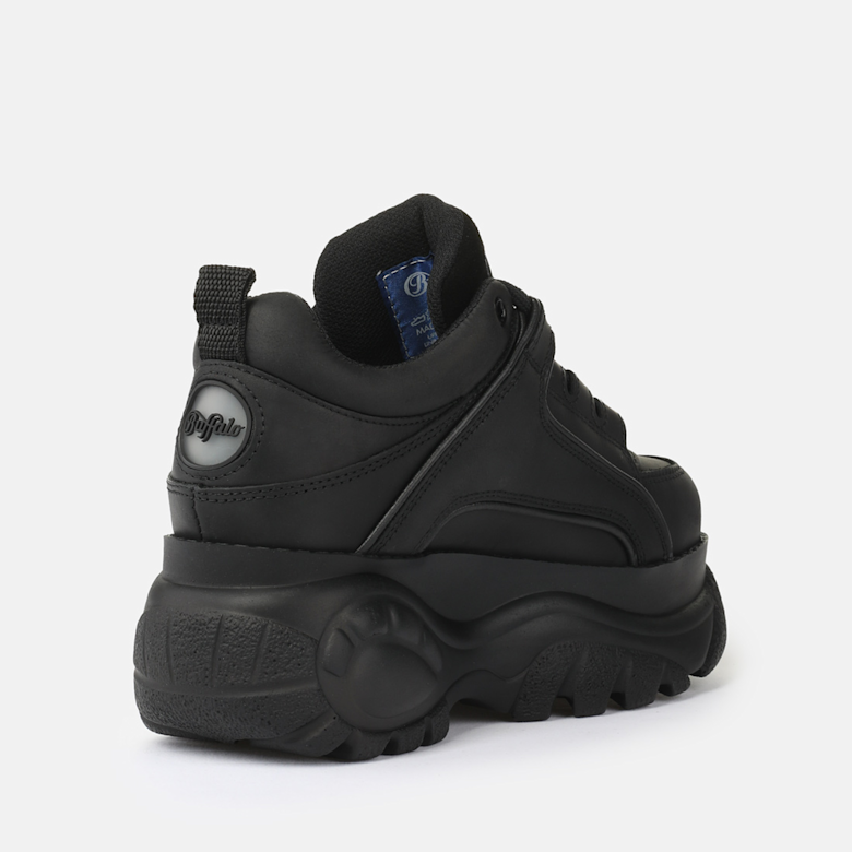 Buy Buffalo Classic Low Leather in black in the BUFFALO® Shop