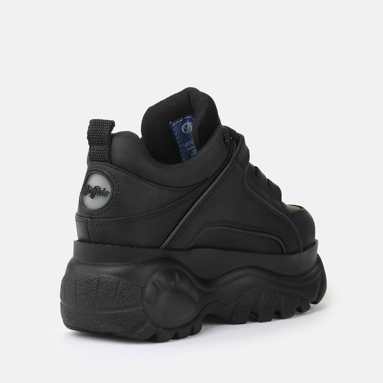 Buy Buffalo Classic Low Leather in black in the BUFFALO® Shop