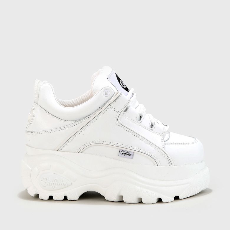 Buy Buffalo Classic Low BS Leather in white in the BUFFALO® Shop