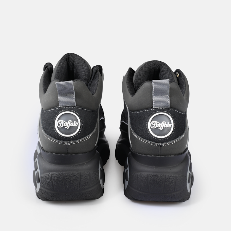 Buy Buffalo Classic Low in schwarz in the BUFFALO® Shop