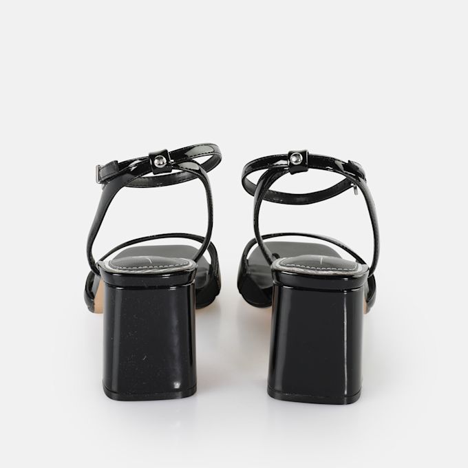 Buffalo April Neat black 64407 5