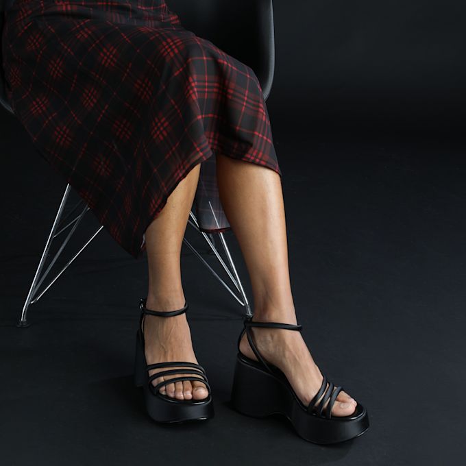 Buffalo Joy MSS Sandal negro 64506 2