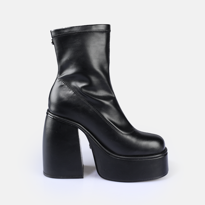 Buffalo Heart Sock Bootie black 91714 4