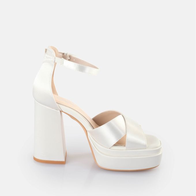 Buffalo Bonny Cross blanco 85675 5
