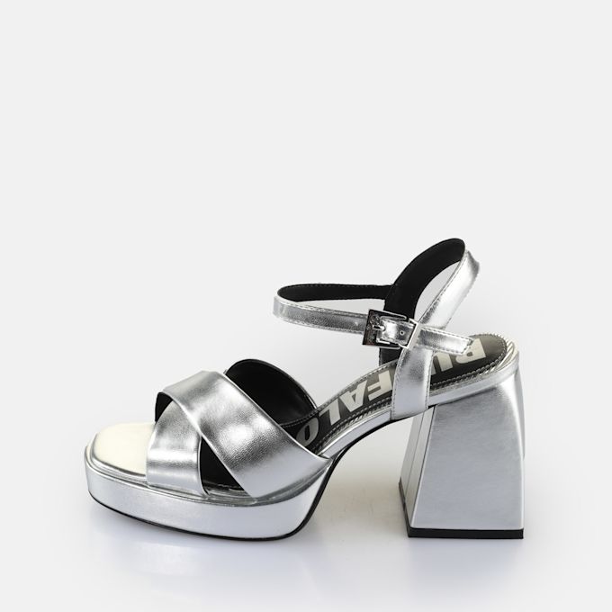 Buffalo Bella Cross plata 64693 1