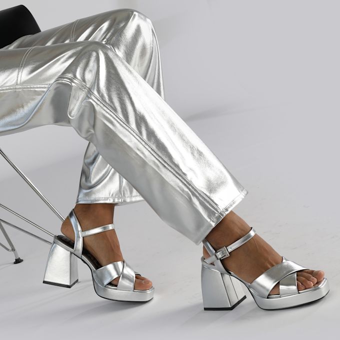 Buffalo Bella Cross silber 64693 2