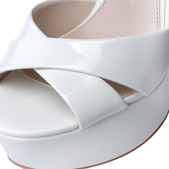 Buffalo Kya Cross blanco 97345 4