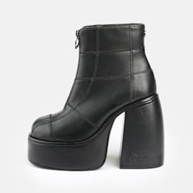 Buffalo Heart Front Zip negro