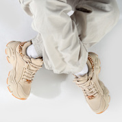 ★Buffalo LONDON★BINARY CHAIN 2.0 ローカットスニーカー Buffalo Women's Binary Chain 2.0 Sneaker, Beige/Gold, 4 UK