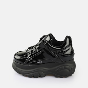 Buy Buffalo Classic Low Punk in noir in the BUFFALO® Shop