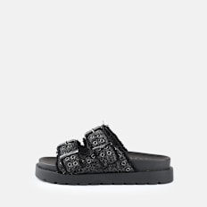 Buffalo Raya Ari Stud black