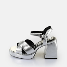 Buffalo Bella Cross silber
